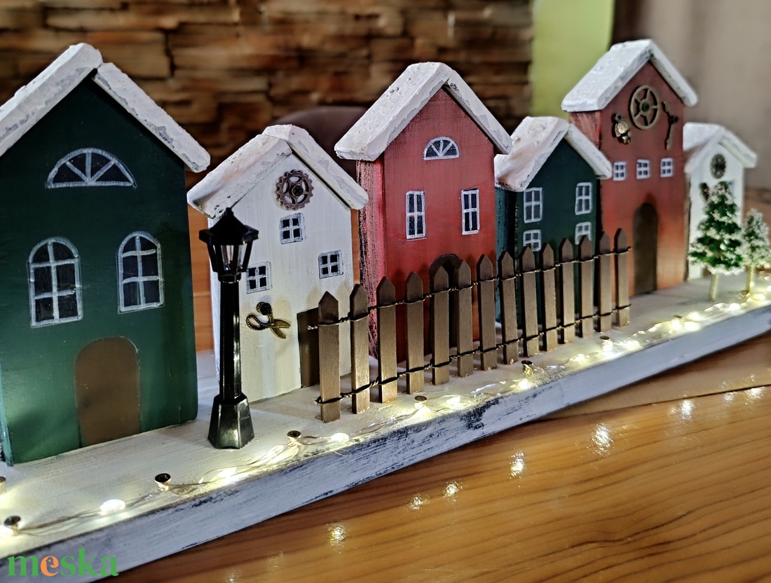 Karácsonyi falu LED világítással  - karácsony - karácsonyi lakásdekoráció - karácsonyi falu, házikó - Meska.hu