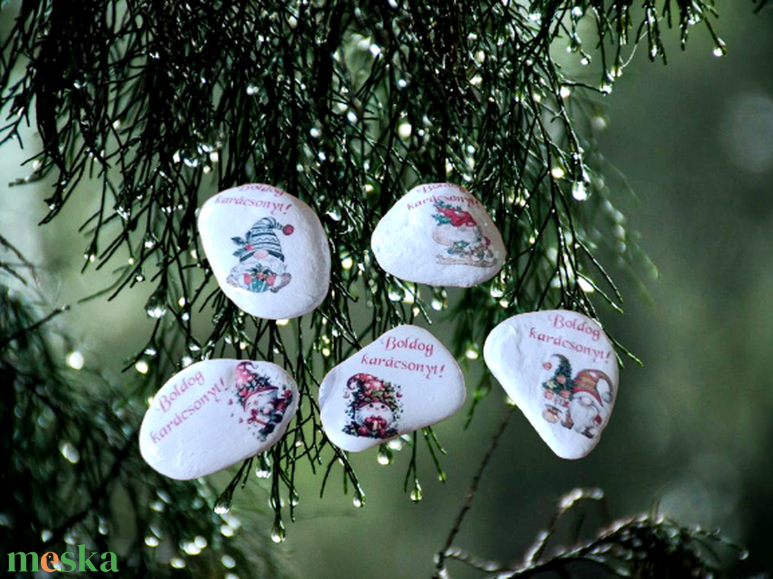 Karácsonyi ajándék kísérő kövek  - karácsony - karácsonyi ajándékozás - karácsonyi ajándékcsomagolás - Meska.hu