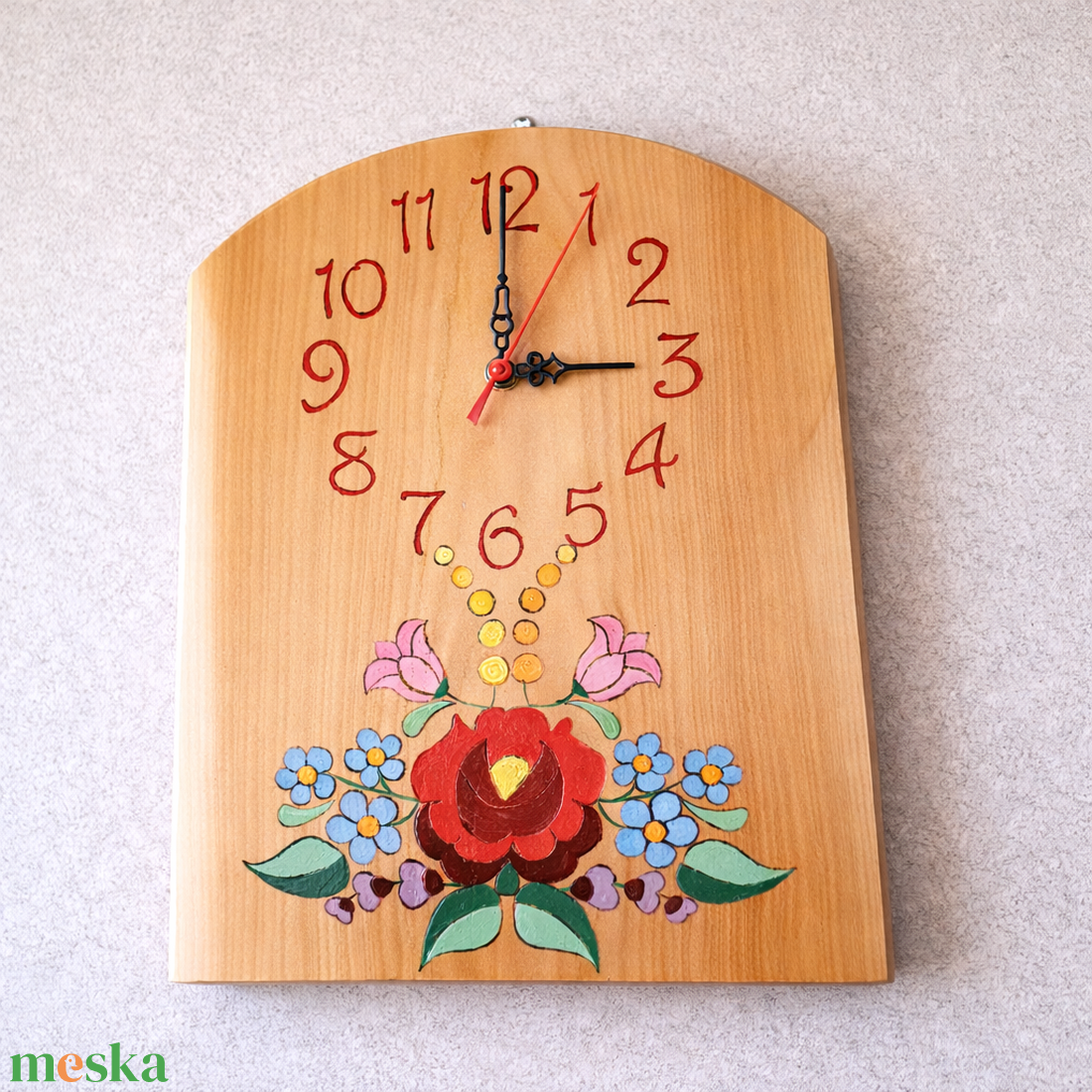 Kalocsai mintás fából készült falióra  - otthon & életmód - dekoráció - fali és függő dekoráció - falióra & óra - Meska.hu
