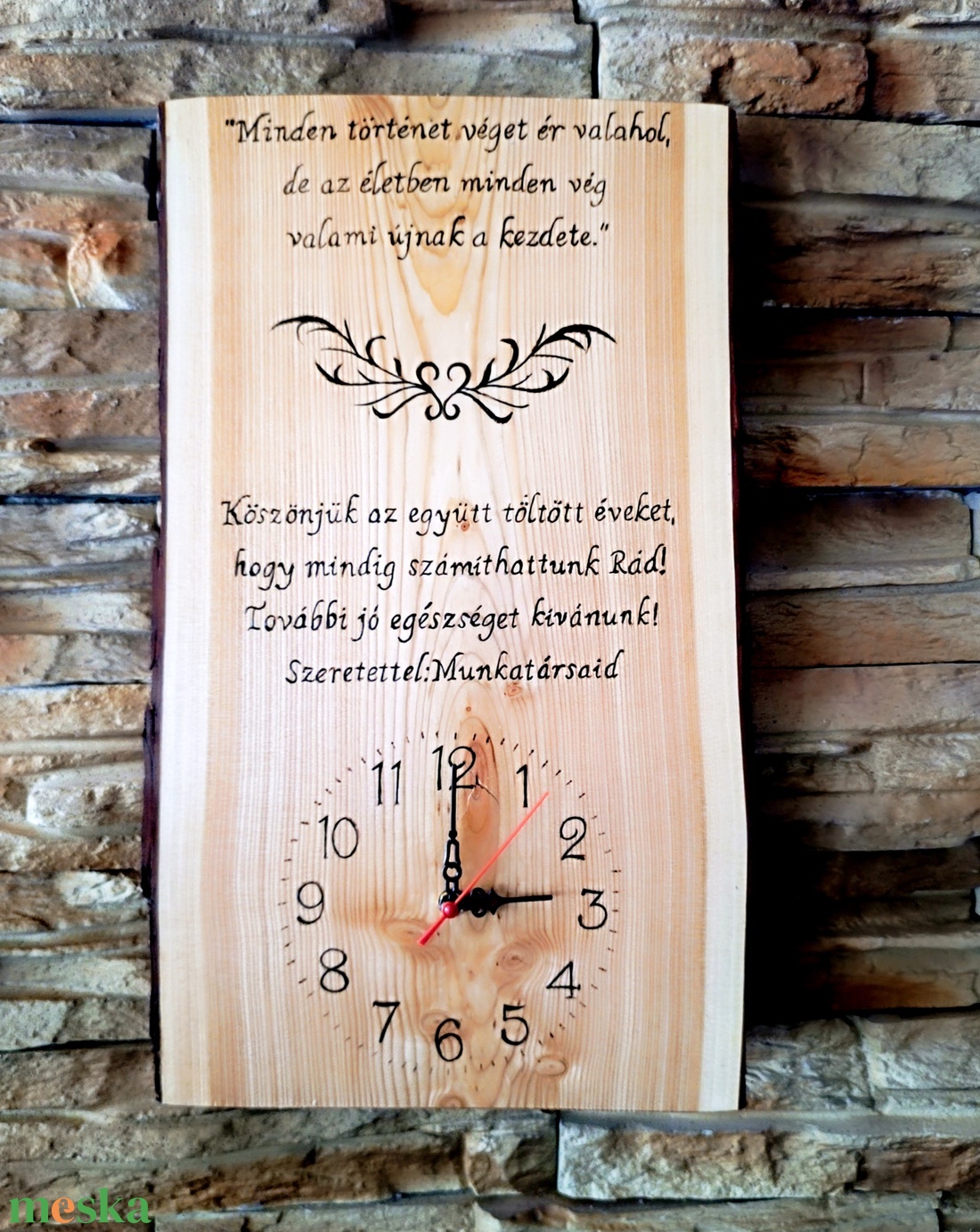 Egyedi, fából készült falióra nyugdíjas búcsúztató alkalmából idézettel  - otthon & életmód - dekoráció - fali és függő dekoráció - falióra & óra - Meska.hu