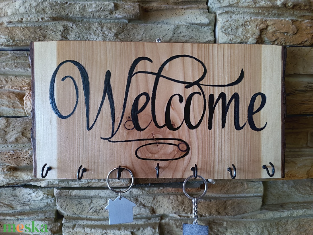 Welcome felirattal díszített fából készült fali kulcstartó  - otthon & életmód - dekoráció - fali és függő dekoráció - fali kulcstartó - Meska.hu