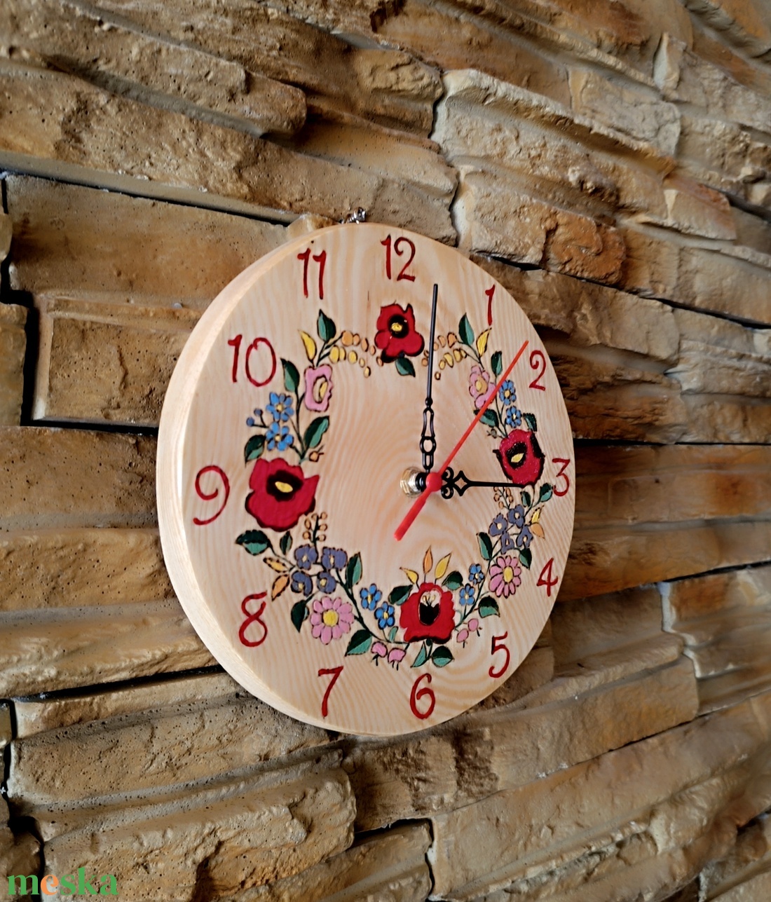 Kalocsai mintás fa falióra  - otthon & életmód - dekoráció - fali és függő dekoráció - falióra & óra - Meska.hu