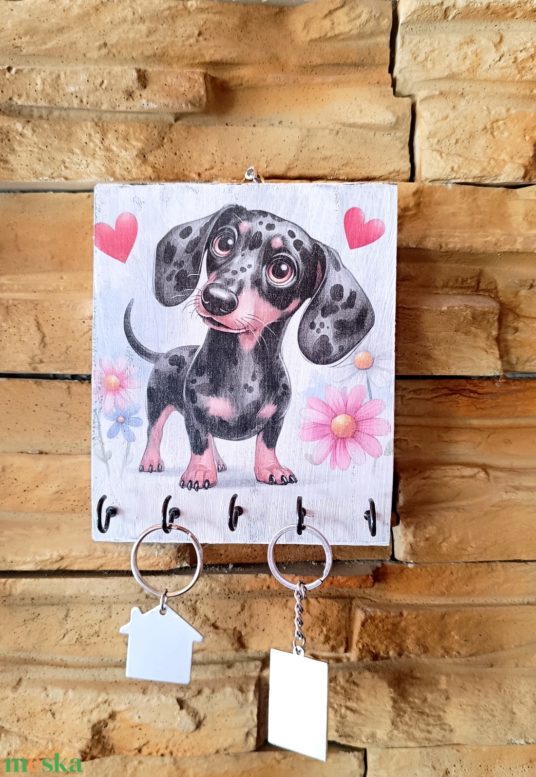 Fali kulcstartó aranyos kis tacskó kutyussal  - otthon & életmód - dekoráció - fali és függő dekoráció - fali kulcstartó - Meska.hu