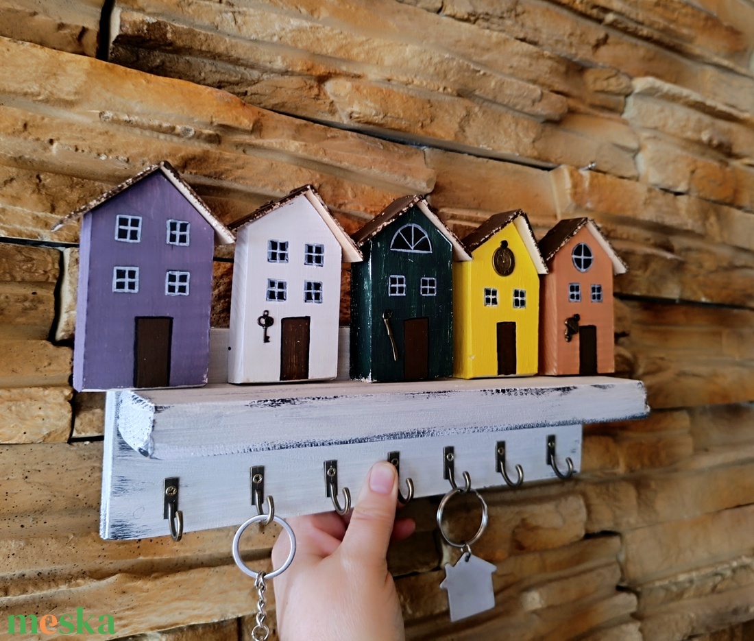 Színes házikós utcakép fali kulcstartó  - otthon & életmód - dekoráció - fali és függő dekoráció - fali kulcstartó - Meska.hu