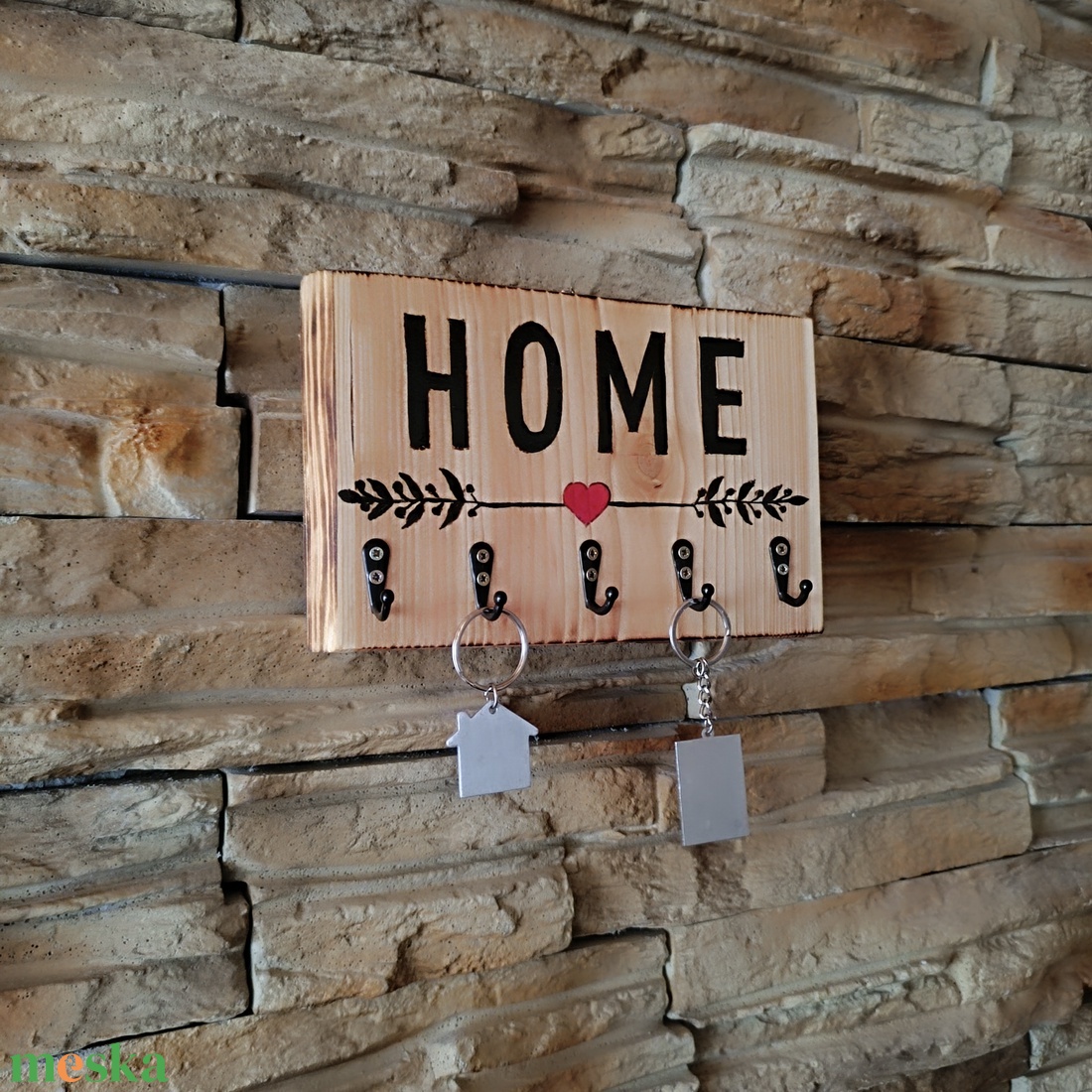 HOME fa fali kulcstartó - rusztikus, otthonos hangulat  - otthon & életmód - dekoráció - fali és függő dekoráció - fali kulcstartó - Meska.hu