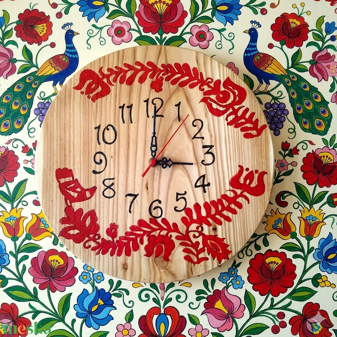 Fából készült kézműves falióra magyar népmesék motívummal díszítve  - otthon & életmód - dekoráció - fali és függő dekoráció - falióra & óra - Meska.hu