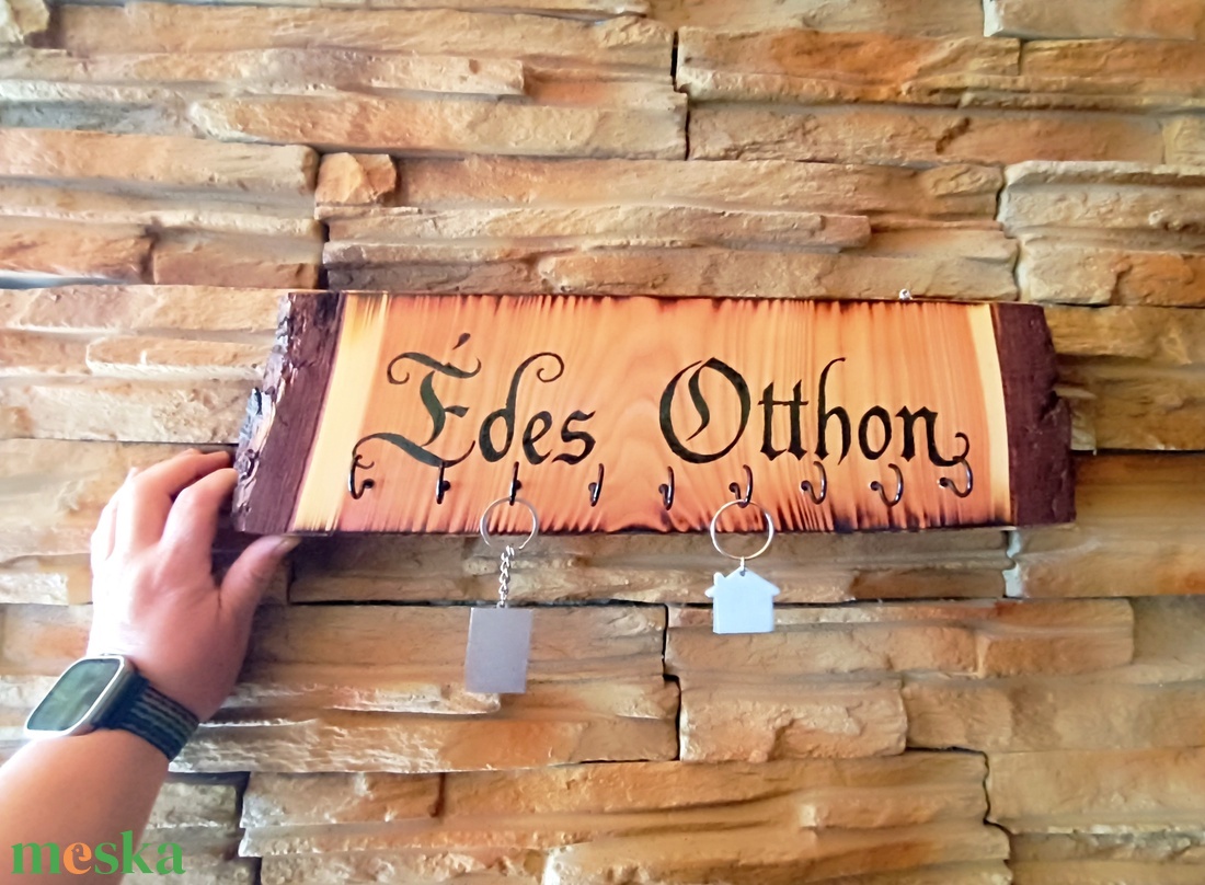 Édes Otthon rusztikus fa kulcstartó � egyedi, kézzel készített falidísz - otthon & életmód - dekoráció - fali és függő dekoráció - fali kulcstartó - Meska.hu