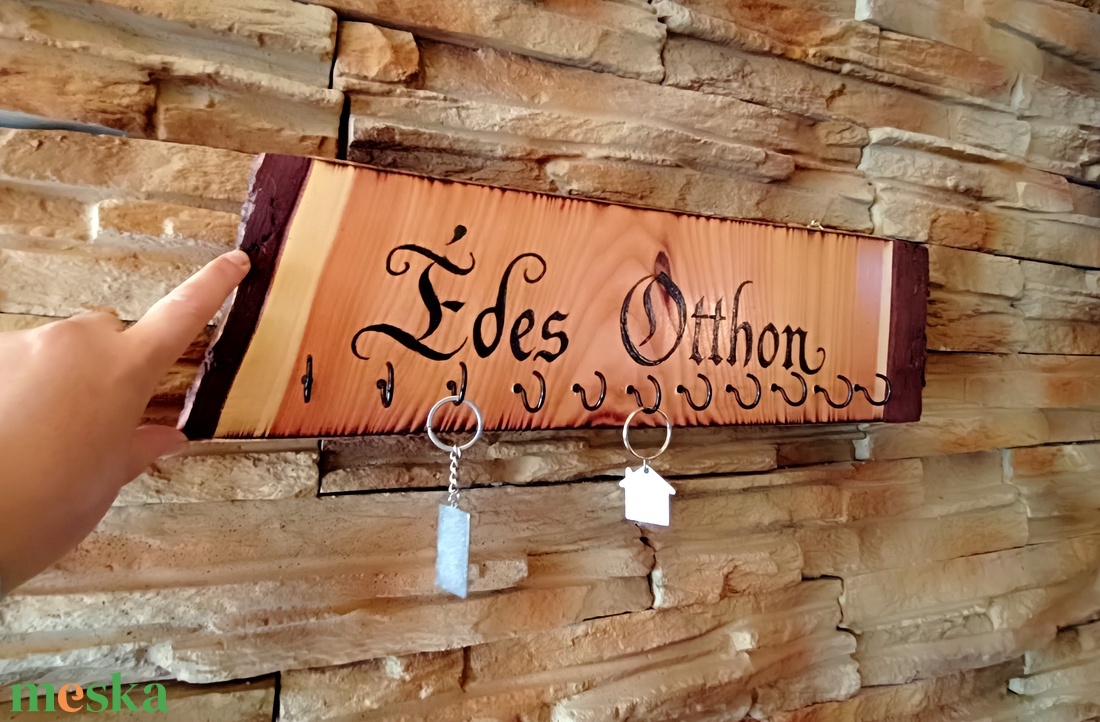� Édes Otthon � egyedi, rusztikus fa kulcstartó - otthon & életmód - dekoráció - fali és függő dekoráció - fali kulcstartó - Meska.hu