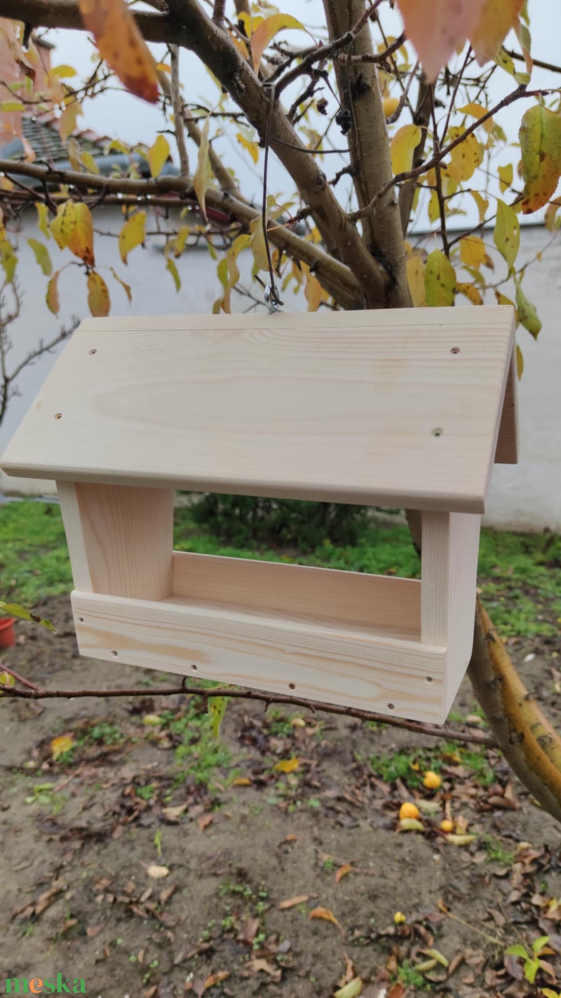 Madáretető fenyőből - kicsi - otthon & életmód - ház & kert - madáretető & itató - Meska.hu