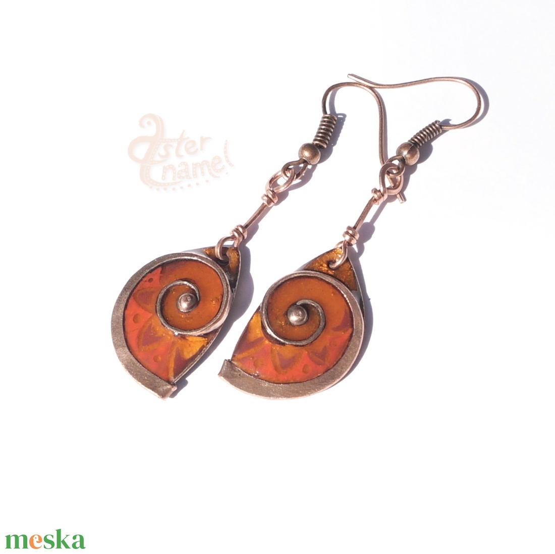 Narancs csigás tűzzománc fülbevaló,  szem-alakú - ékszer - fülbevaló - lógó fülbevaló - Meska.hu