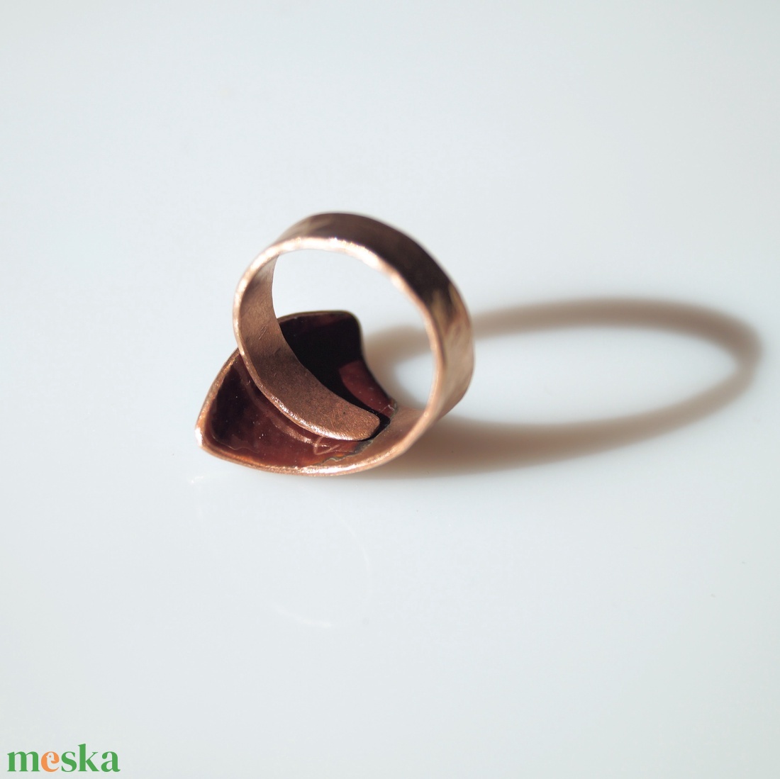 Kék kalapált gyűrű - ékszer - gyűrű - statement gyűrű - Meska.hu