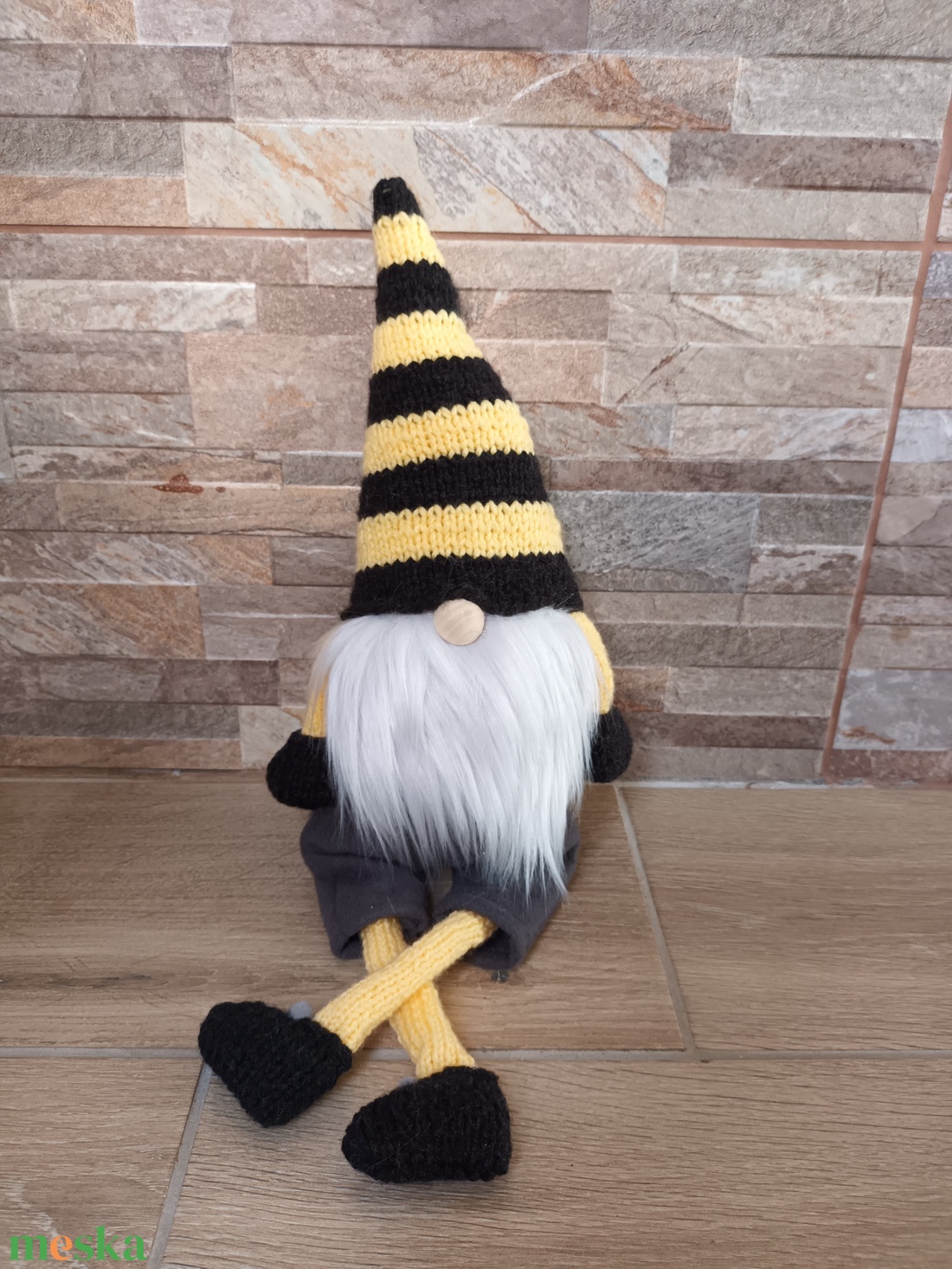 Fekete sárga manó - karácsony - karácsonyi lakásdekoráció - karácsonyi manók, figurák - Meska.hu
