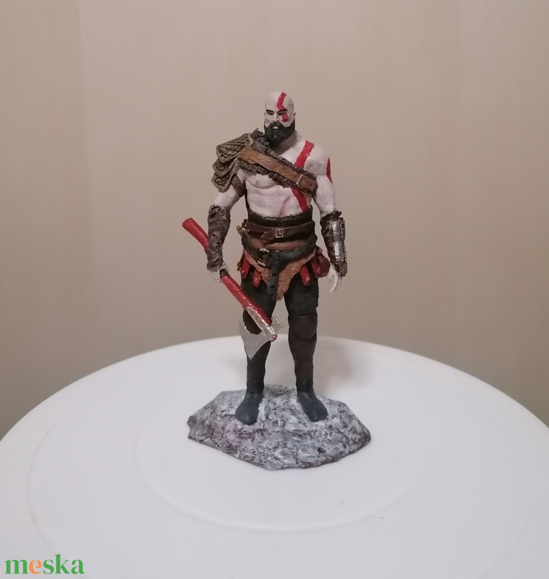 Kratos figura (kézzel festett) - otthon & életmód - dekoráció - dísztárgy - Meska.hu Kratos figura (kézzel festett) - otthon & életmód - dekoráció - dísztárgy - Meska.hu