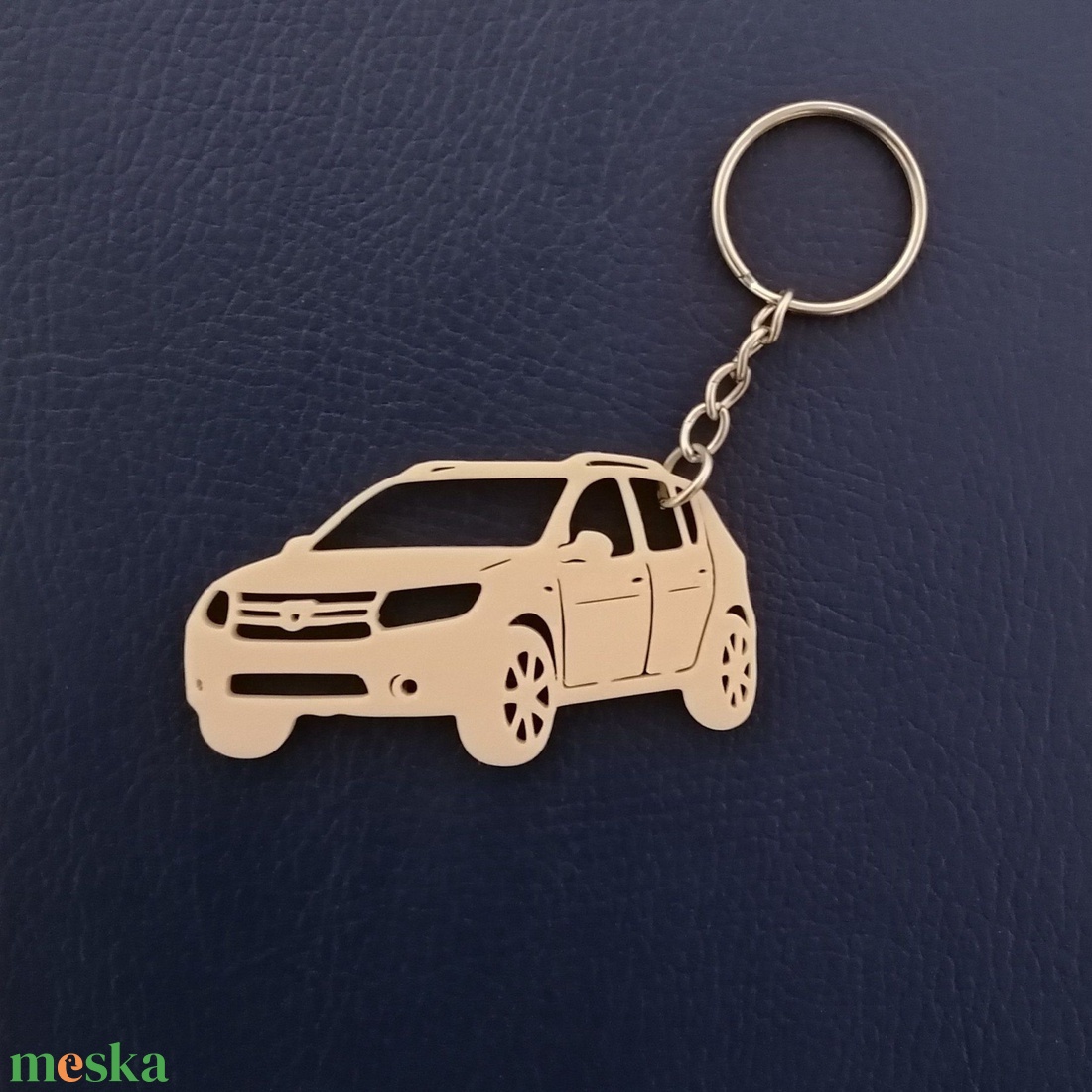 Dacia Sandero Stepway 2013-2017 kulcstartó - táska & tok - kulcstartó & táskadísz - kulcstartó - Meska.hu