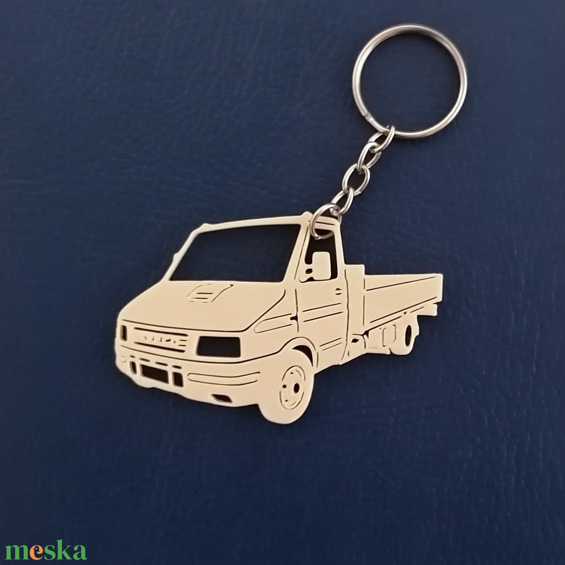 Iveco Daily 1989-2000 kulcstartó - táska & tok - kulcstartó & táskadísz - kulcstartó - Meska.hu