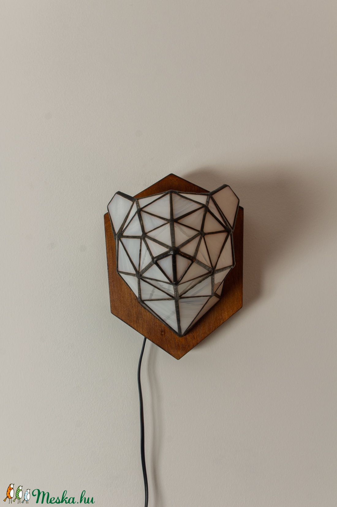 Tiffany Jegesmedve Üveg Trófea Falilámpa, különleges,egyedi színes jegesmedve lámpa, 100% handmade, természet inspirálta - - Meska.hu Tiffany Jegesmedve Üveg Trófea Falilámpa, különleges,egyedi színes jegesmedve lámpa, 100% handmade, természet inspirálta - - Meska.hu