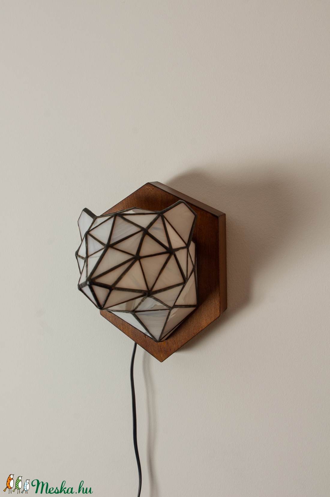 Tiffany Jegesmedve Üveg Trófea Falilámpa, különleges,egyedi színes jegesmedve lámpa, 100% handmade, természet inspirálta - - Meska.hu Tiffany Jegesmedve Üveg Trófea Falilámpa, különleges,egyedi színes jegesmedve lámpa, 100% handmade, természet inspirálta - - Meska.hu