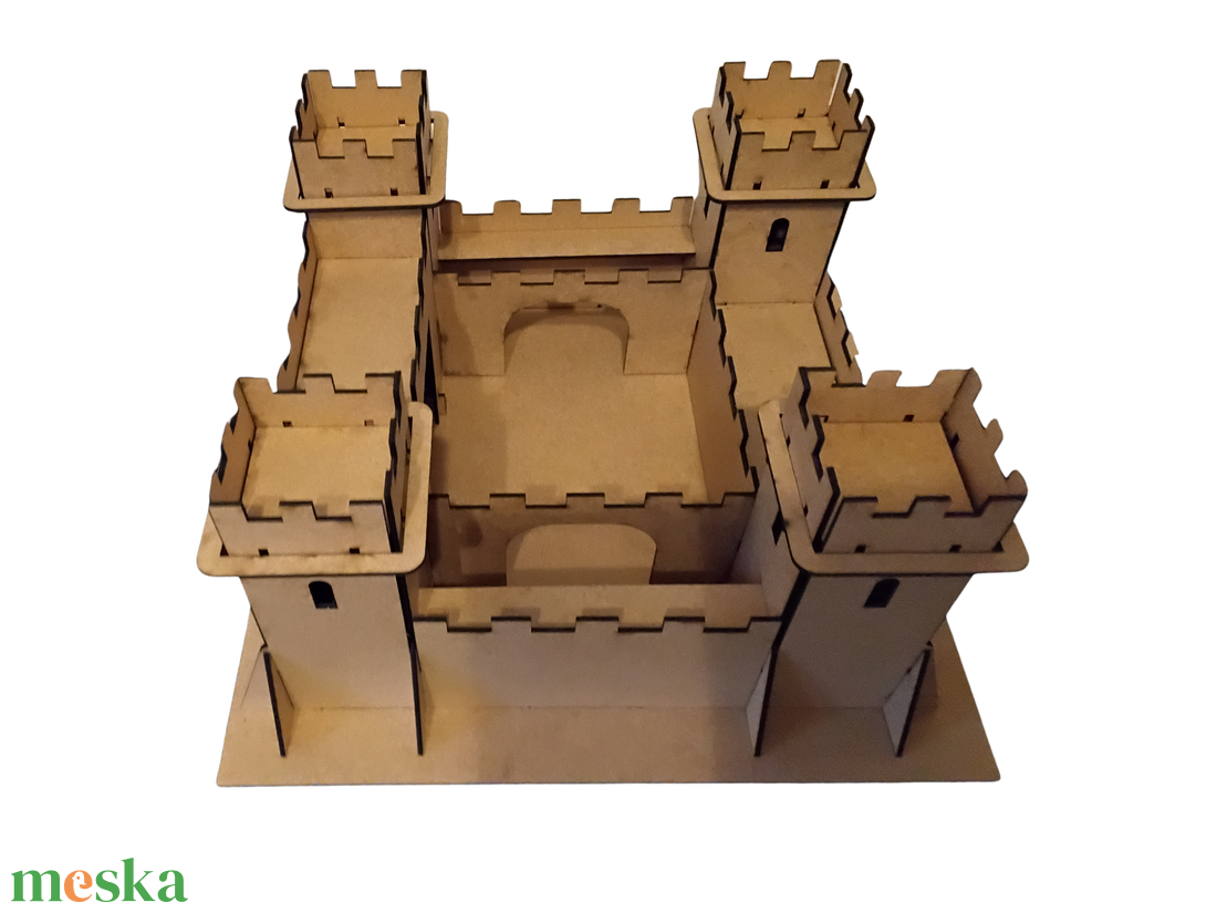 Középkori lovagvár - játék & sport - baba & babaház - babaház - Meska.hu