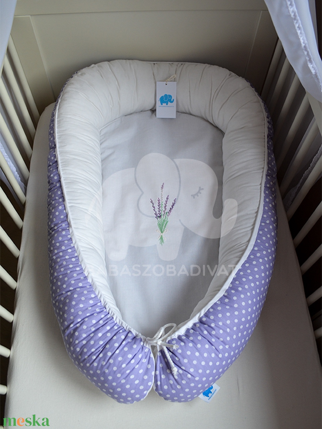 Levendula, lila, egyedi hímzéses babafészek - otthon & életmód - babaszoba, gyerekszoba - babaszoba, gyerekszoba - Meska.hu