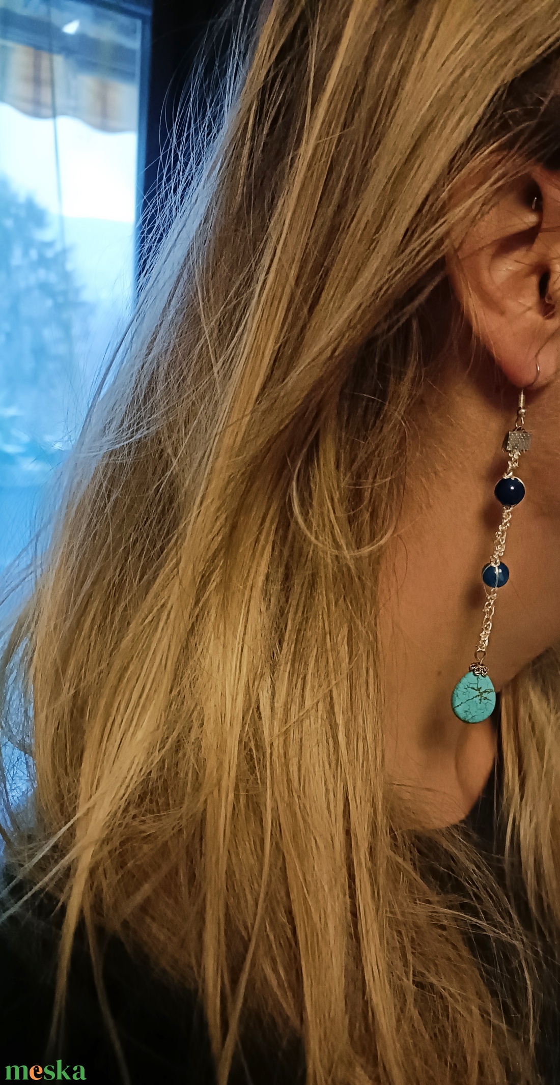 Dróttechnikával készült lógós fülbevaló türkiz ásványokkal - ékszer - fülbevaló - lógó fülbevaló - Meska.hu