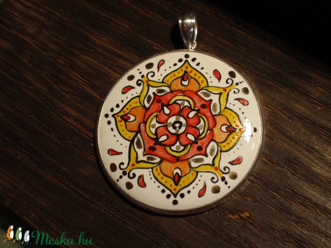 Mandala festett porcelán medál ezüst - ékszer - nyaklánc - medál - Meska.hu