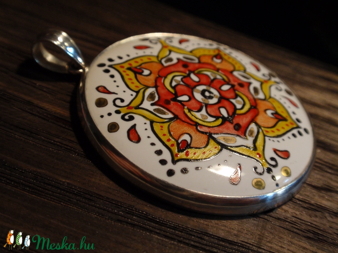 Mandala festett porcelán medál ezüst - ékszer - nyaklánc - medál - Meska.hu