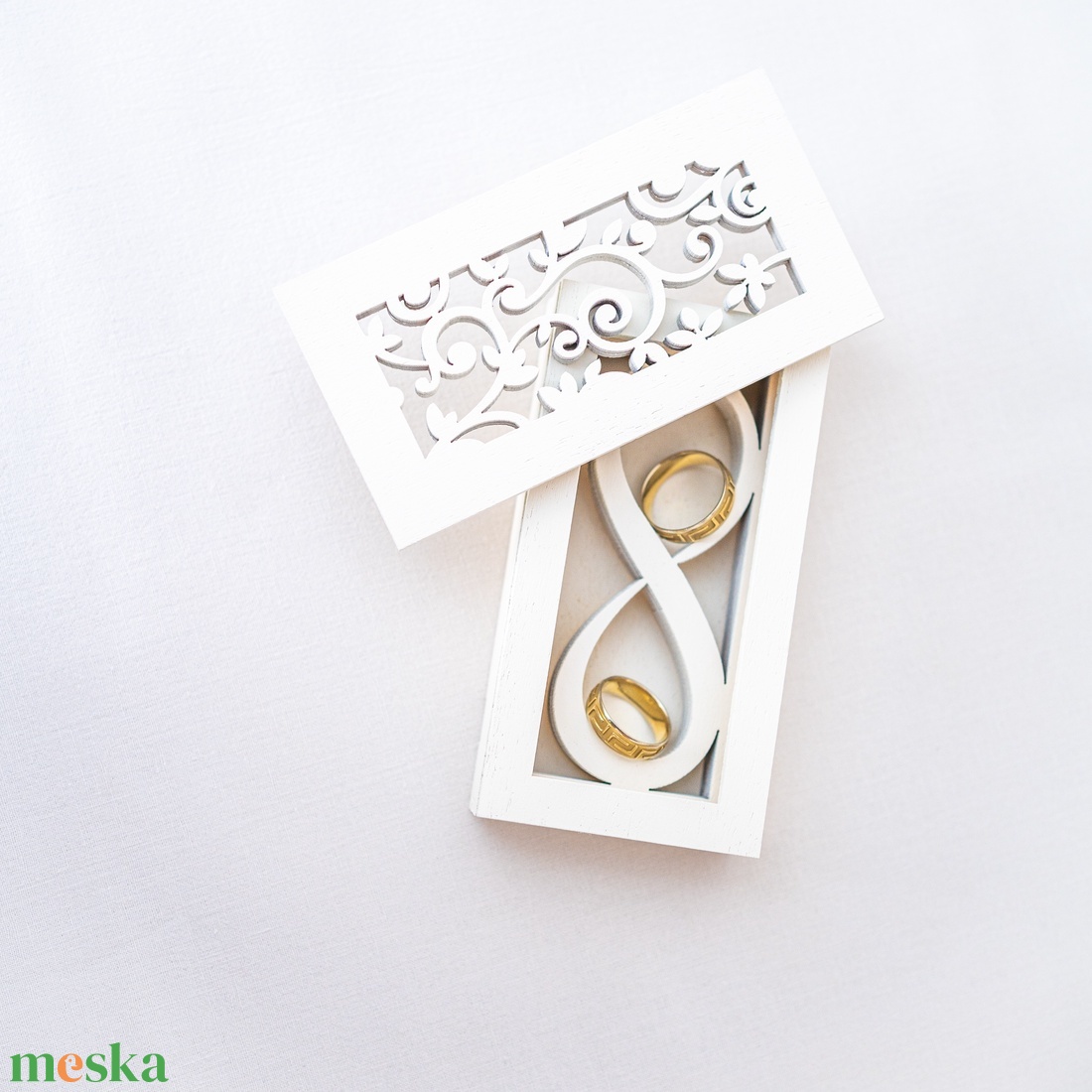 Esküvői gyűrűdoboz virágmintás fedéllel - esküvő - kiegészítők - gyűrűtartó & gyűrűpárna - Meska.hu