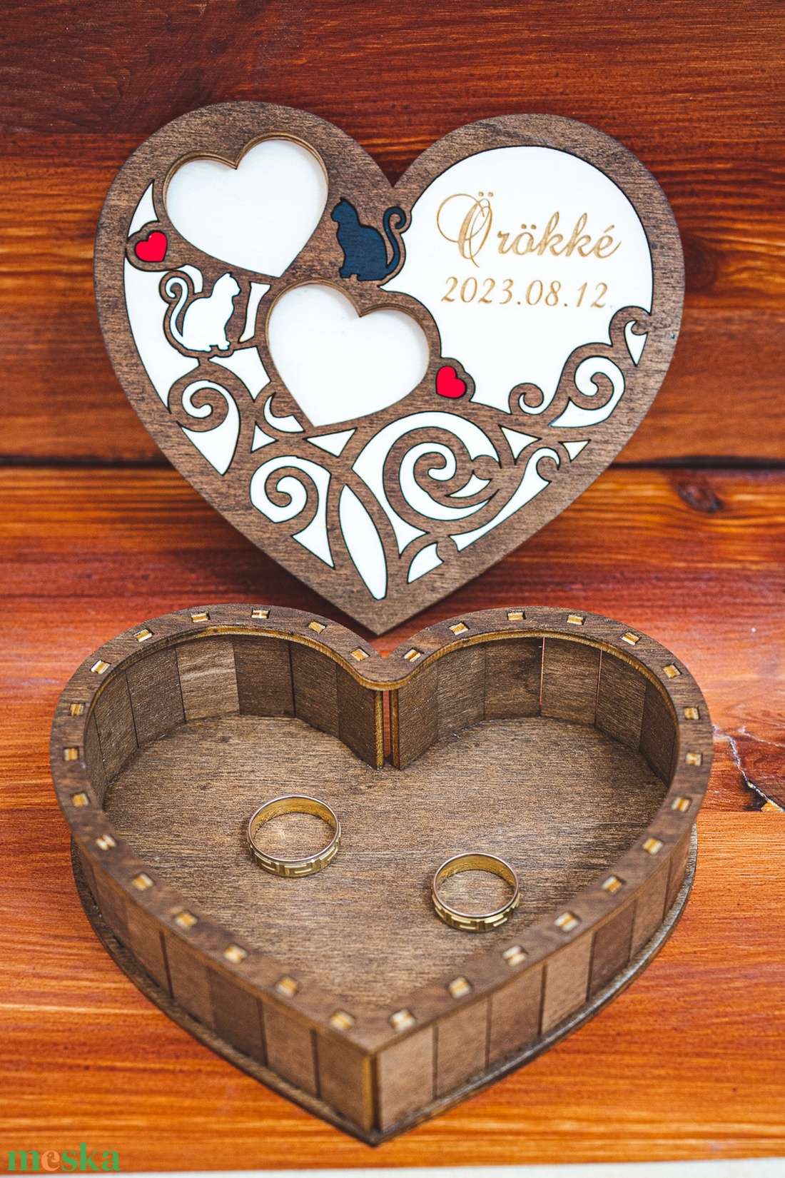 Esküvői gyűrűtálca emlékőrzővel - esküvő - kiegészítők - gyűrűtartó & gyűrűpárna - Meska.hu