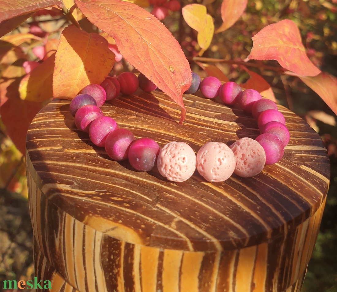 Illatfelhő a csuklódon, illatos ásványkarkötő, lávakő és matt tigrisszemből - ékszer - karkötő - ásványkarkötő - Meska.hu