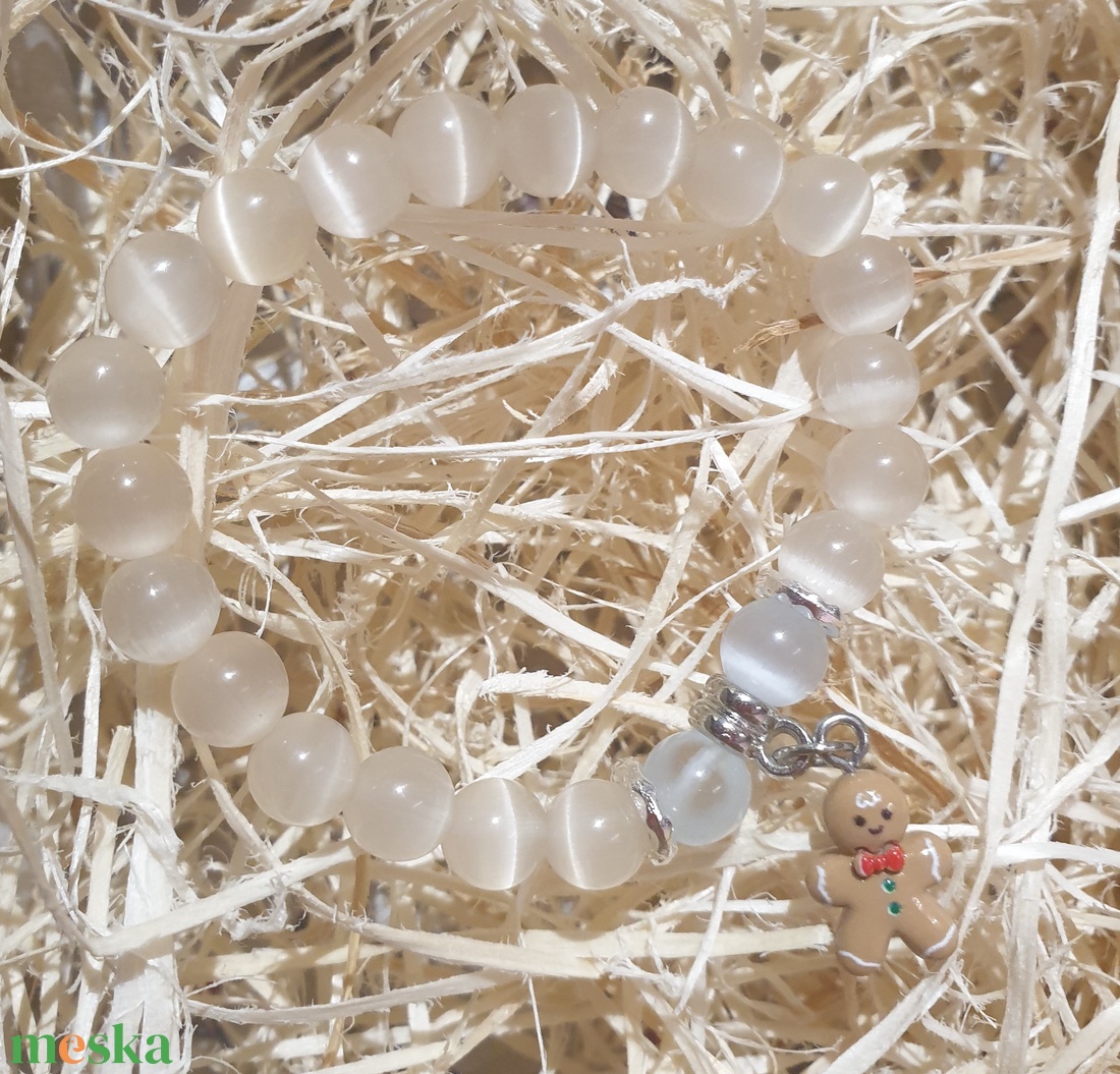 Karácsonyi ajándékdoboz, illatviasszal és macskaszemes karkötővel mézi charmmal - karácsony - karácsonyi lakásdekoráció - karácsonyi illatgyertya, mécses - Meska.hu