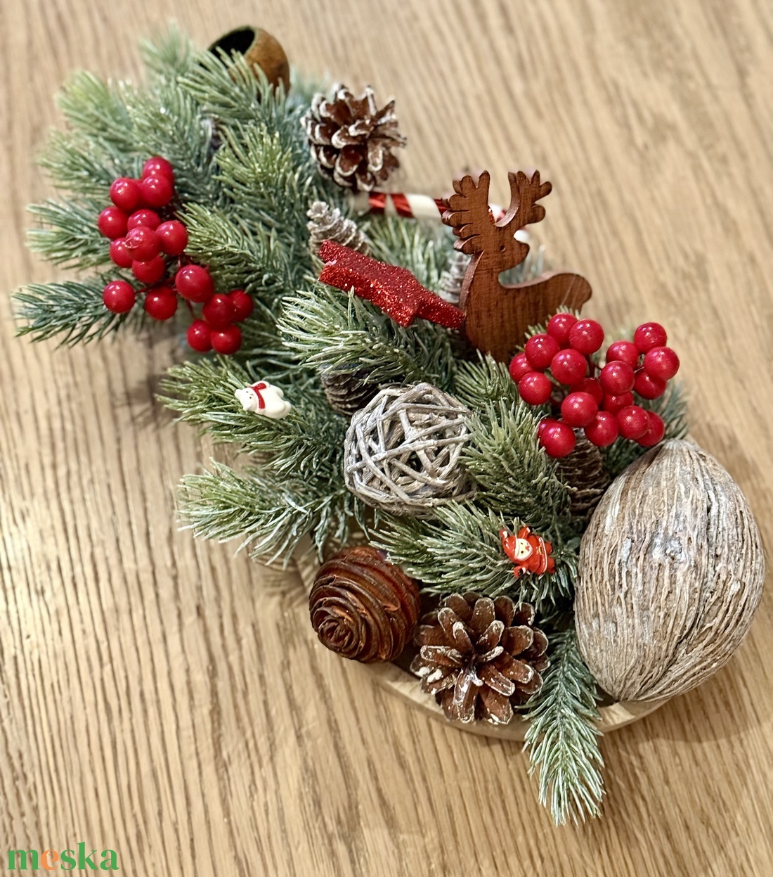 Karácsonyfaág asztaldísz - otthon & életmód - dekoráció - asztal és polc dekoráció - hamutál, öngyújtó, pipa - Meska.hu