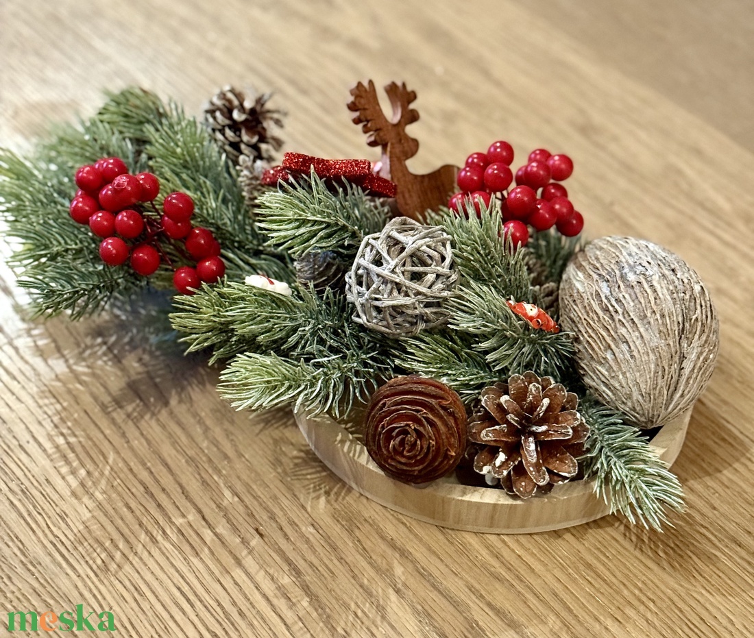 Karácsonyfaág asztaldísz - otthon & életmód - dekoráció - asztal és polc dekoráció - hamutál, öngyújtó, pipa - Meska.hu