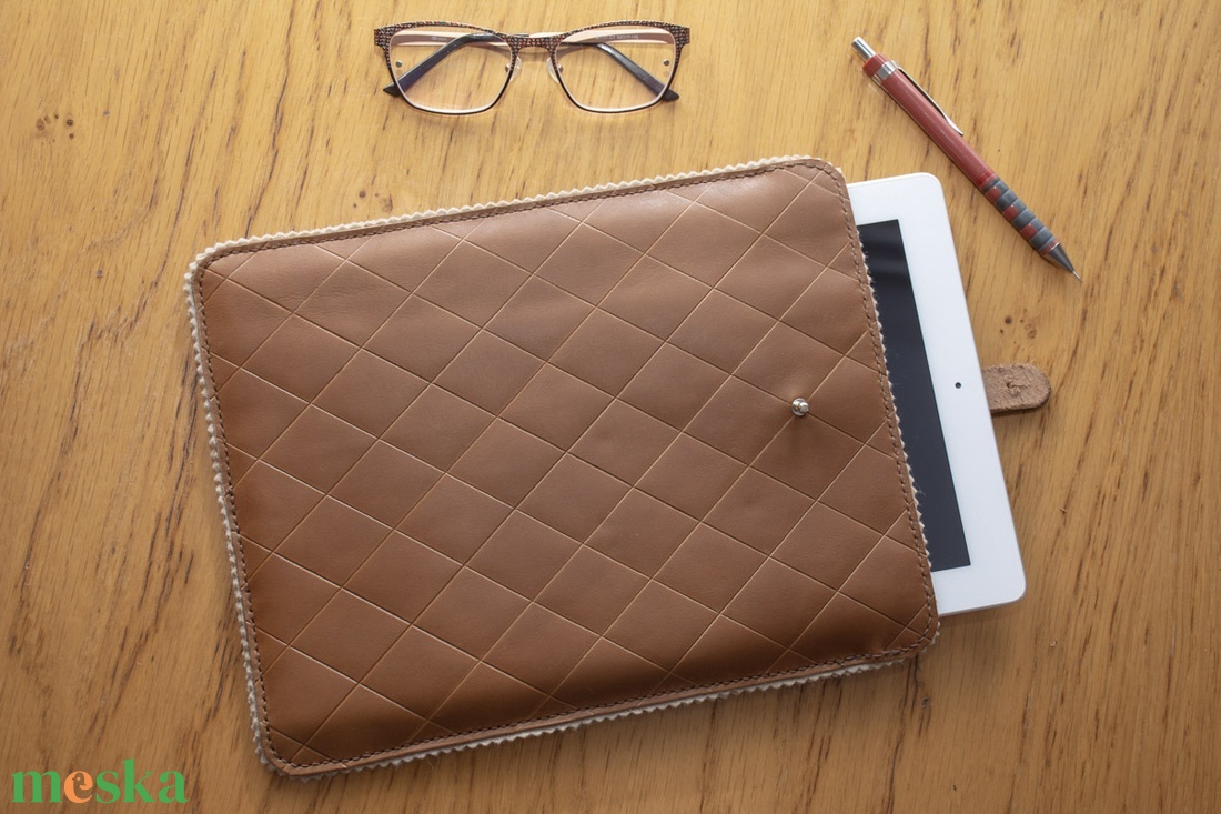 LIPPA Tablet/IPad Tok - táska & tok - ebook & tablet tok - Meska.hu