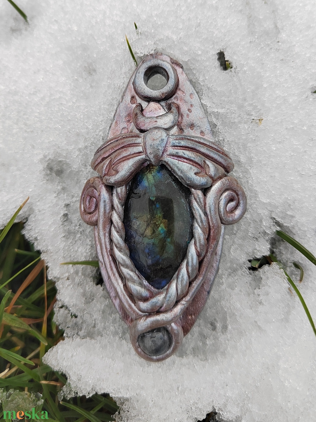 Éjjeli lepke medál labradorittal - ékszer - nyaklánc - medál - Meska.hu