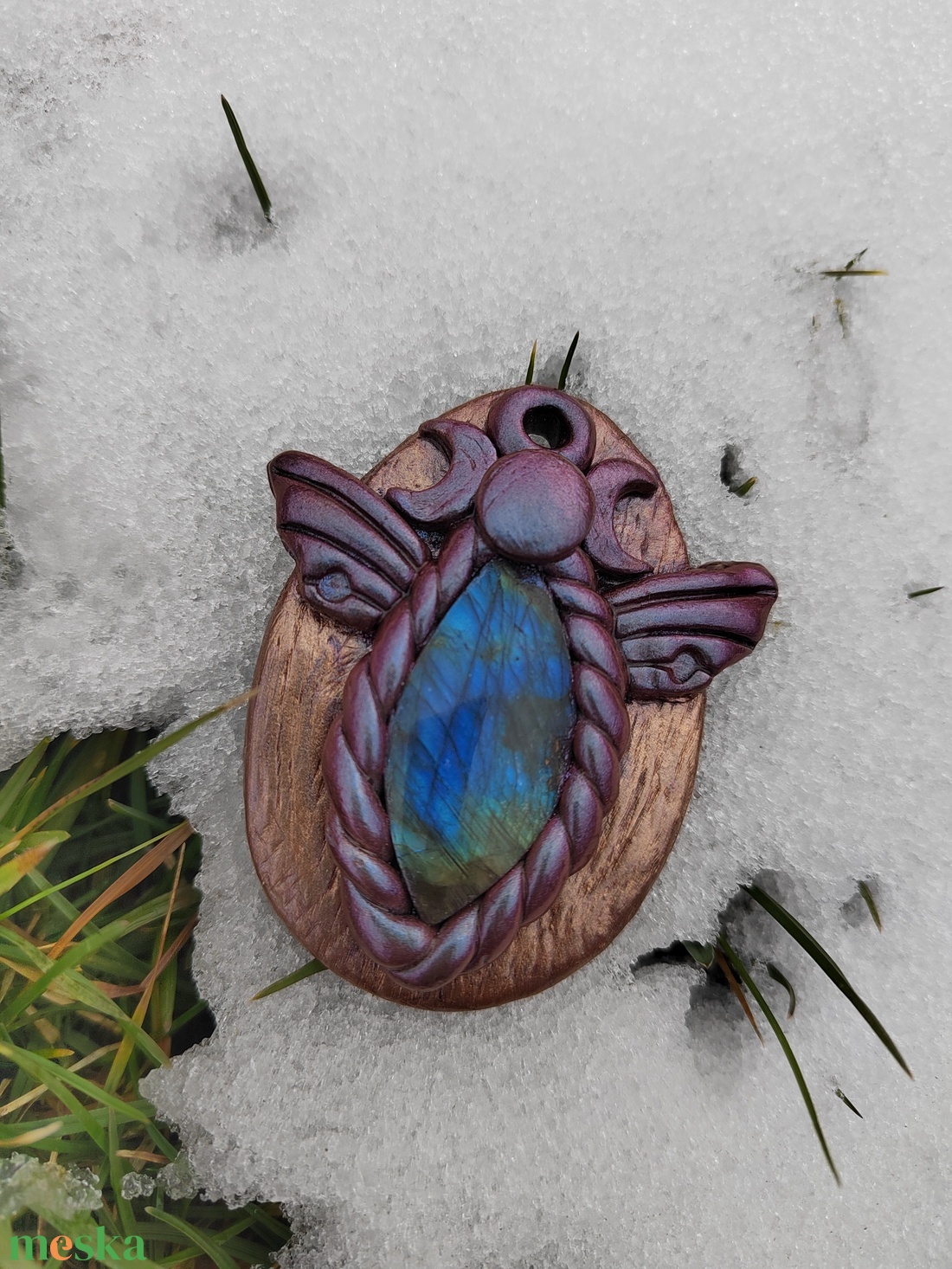 Éjjeli lepke medál labradorittal - ékszer - nyaklánc - medál - Meska.hu