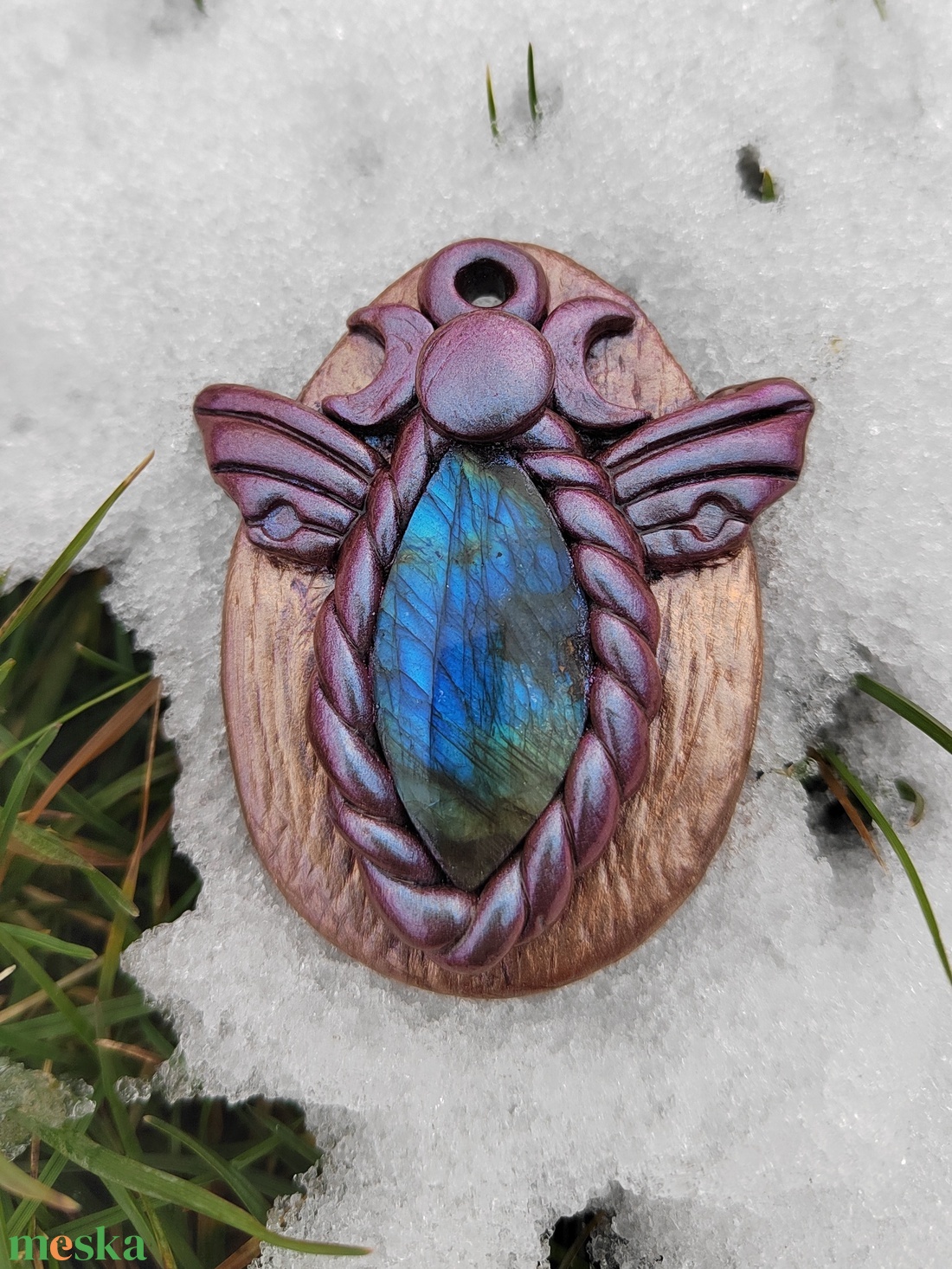 Éjjeli lepke medál labradorittal - ékszer - nyaklánc - medál - Meska.hu