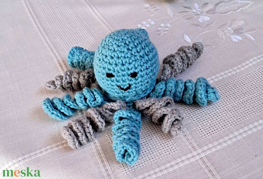 Amigurumi polip - játék & sport - 3 éves kor alattiaknak - alvóka & rongyi - Meska.hu