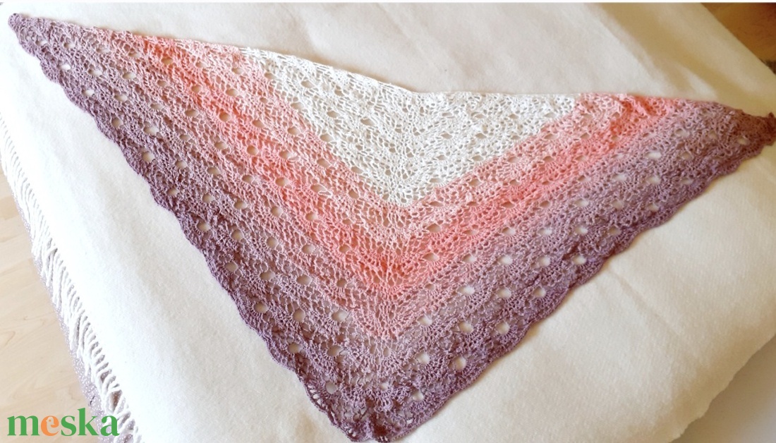 Horgolt vállkendő - ruha & divat - sál, sapka, kendő - vállkendő - Meska.hu