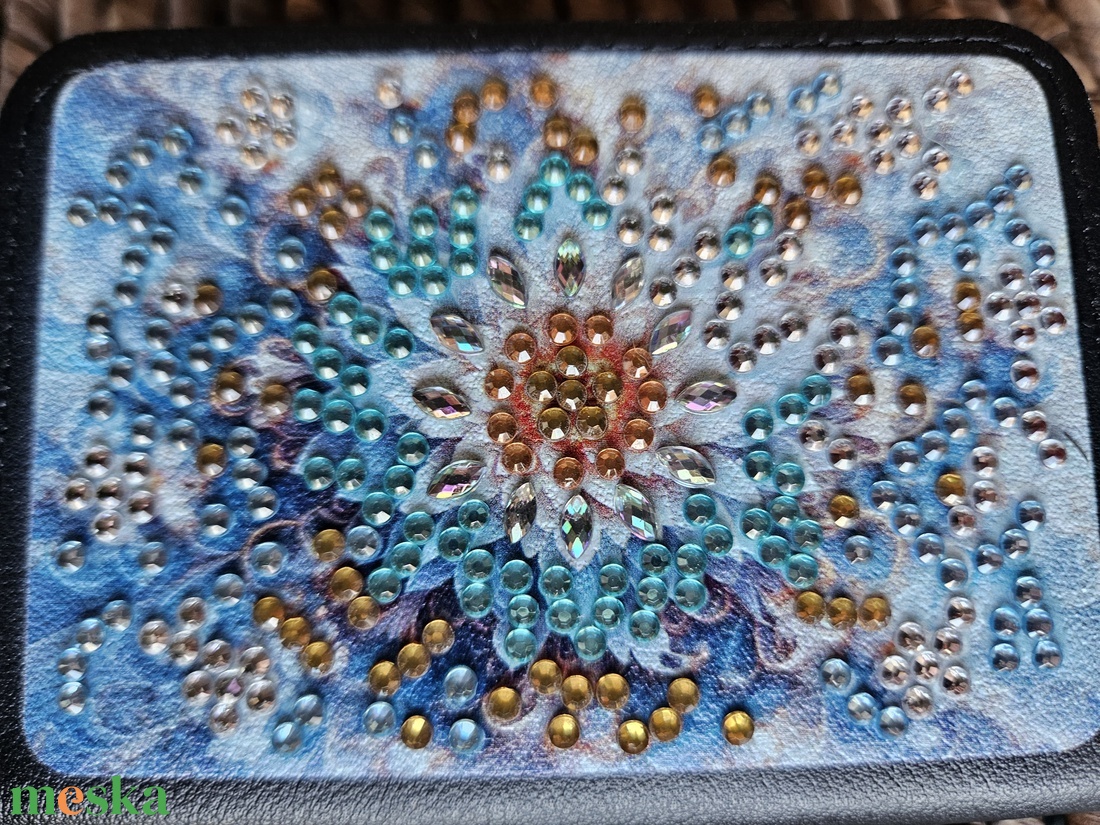 Égi mandala � Kézzel készített, gyémántfestéssel díszített pénztárca (8 x 11 cm) - táska & tok - pénztárca & más tok - pénztárca - női pénztárca - Meska.hu
