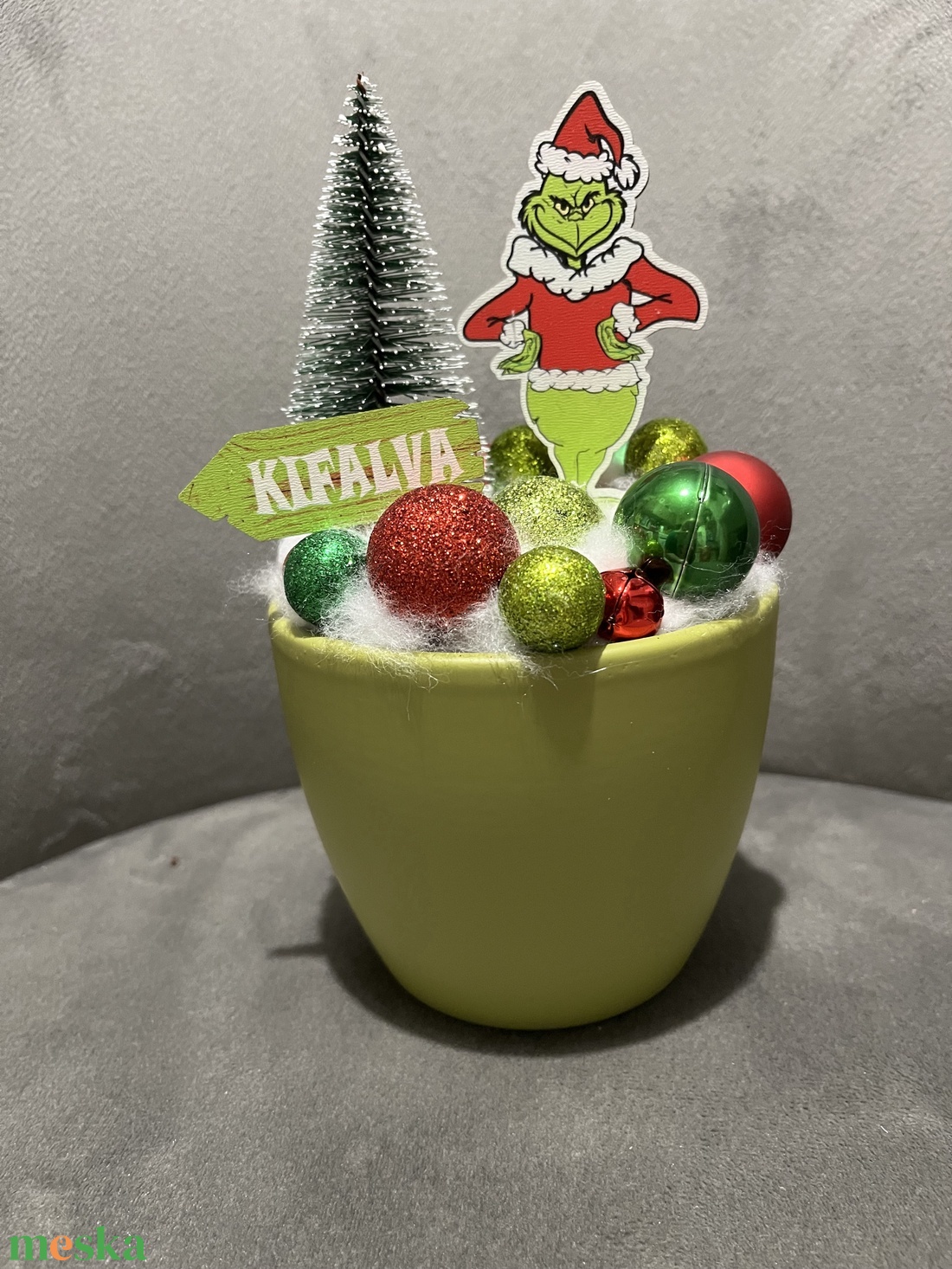 Grincs asztaldísz - karácsony - adventi díszek - adventi gyertyadíszek és koszorúdíszek - Meska.hu