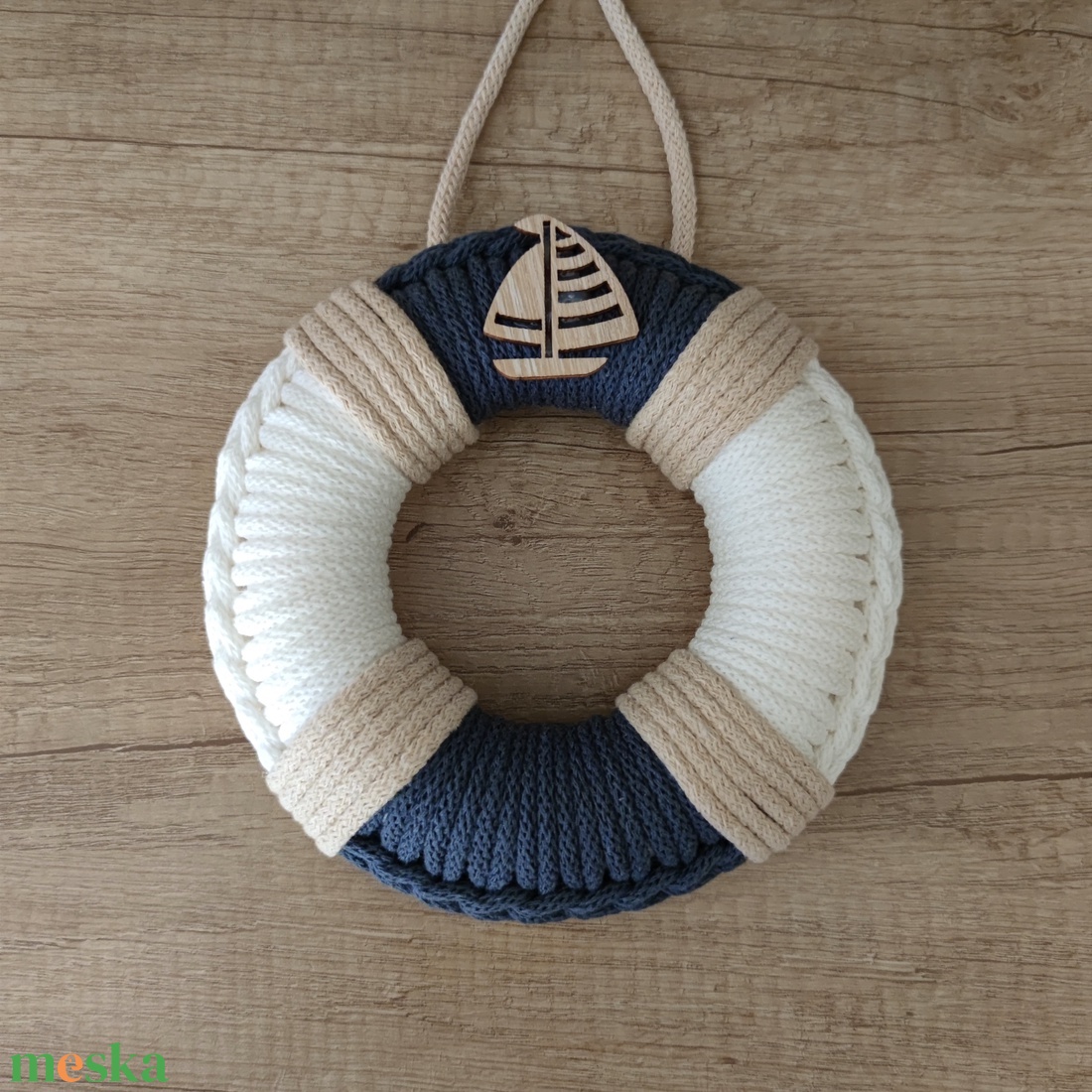 Tengerész - ajtódísz (16,5 cm átmérő) - otthon & életmód - dekoráció - ajtó- és ablak dekoráció - ajtódísz & kopogtató - Meska.hu Tengerész - ajtódísz (16,5 cm átmérő) - otthon & életmód - dekoráció - ajtó- és ablak dekoráció - ajtódísz & kopogtató - Meska.hu