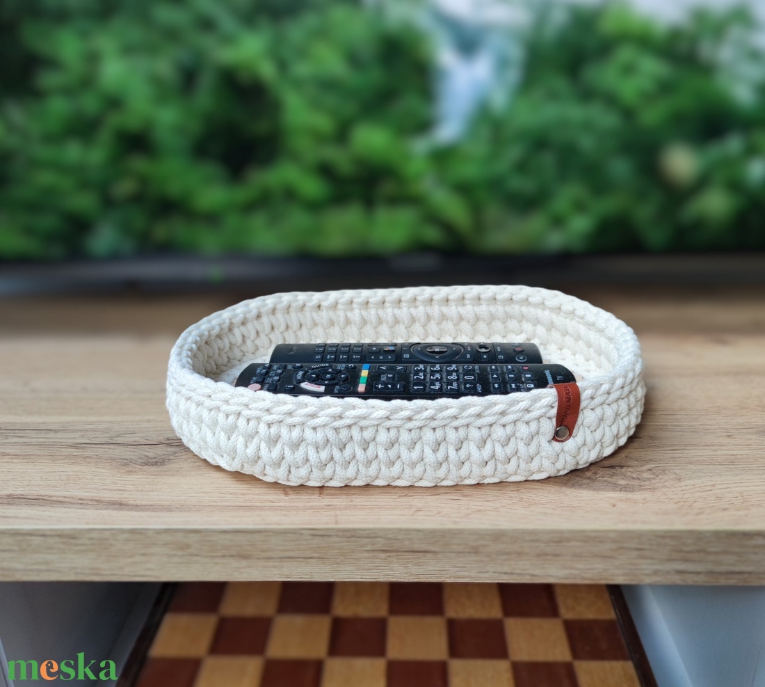 Ekrü - horgolt ovális tálca - otthon & életmód - konyhafelszerelés, tálalás - tálalás - tálca - Meska.hu