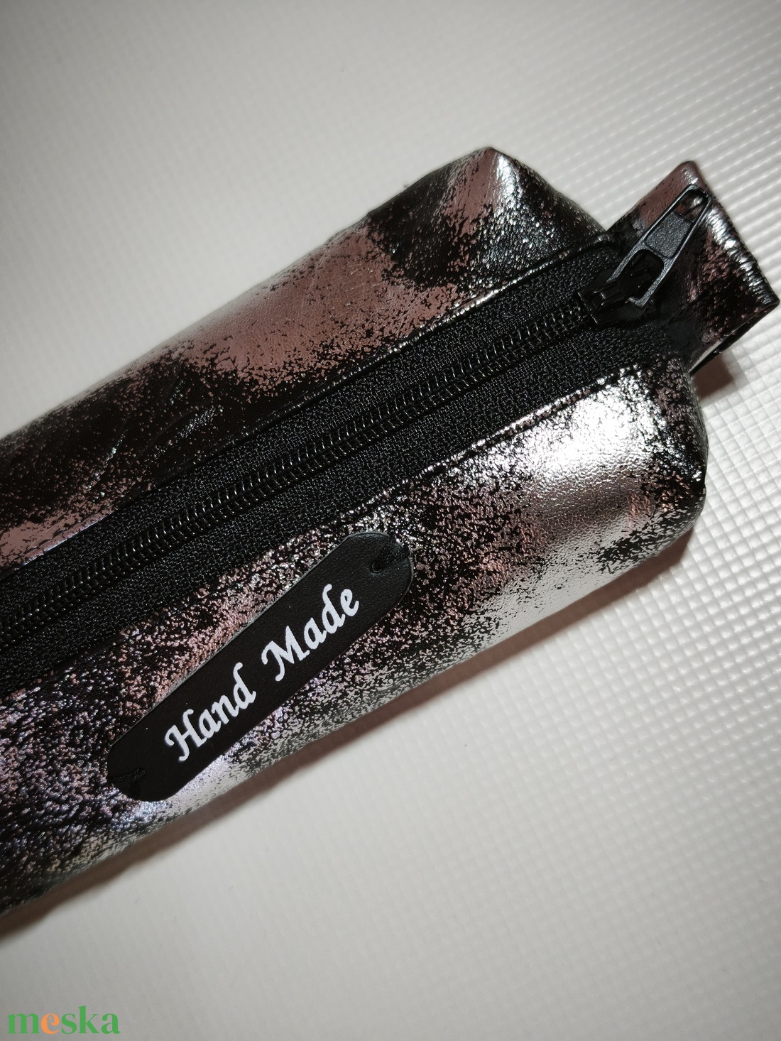 Tolltartó - otthon & életmód - papír, írószer - tolltartó & ceruzatekercs - Meska.hu