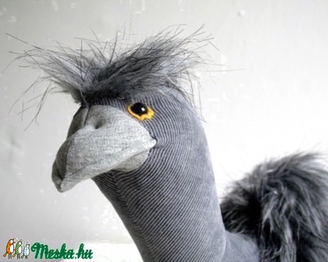 Emu, Puha, szürke, borzas madár, Ausztráliában őshonos hatalmas futómadár -  - Meska.hu