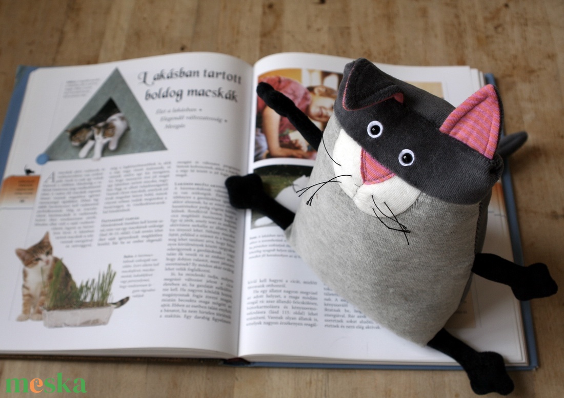 Szürke Muma Cica, Tenyérnyi kölyökmacska - játék & sport - plüssállat & játékfigura - cica - Meska.hu