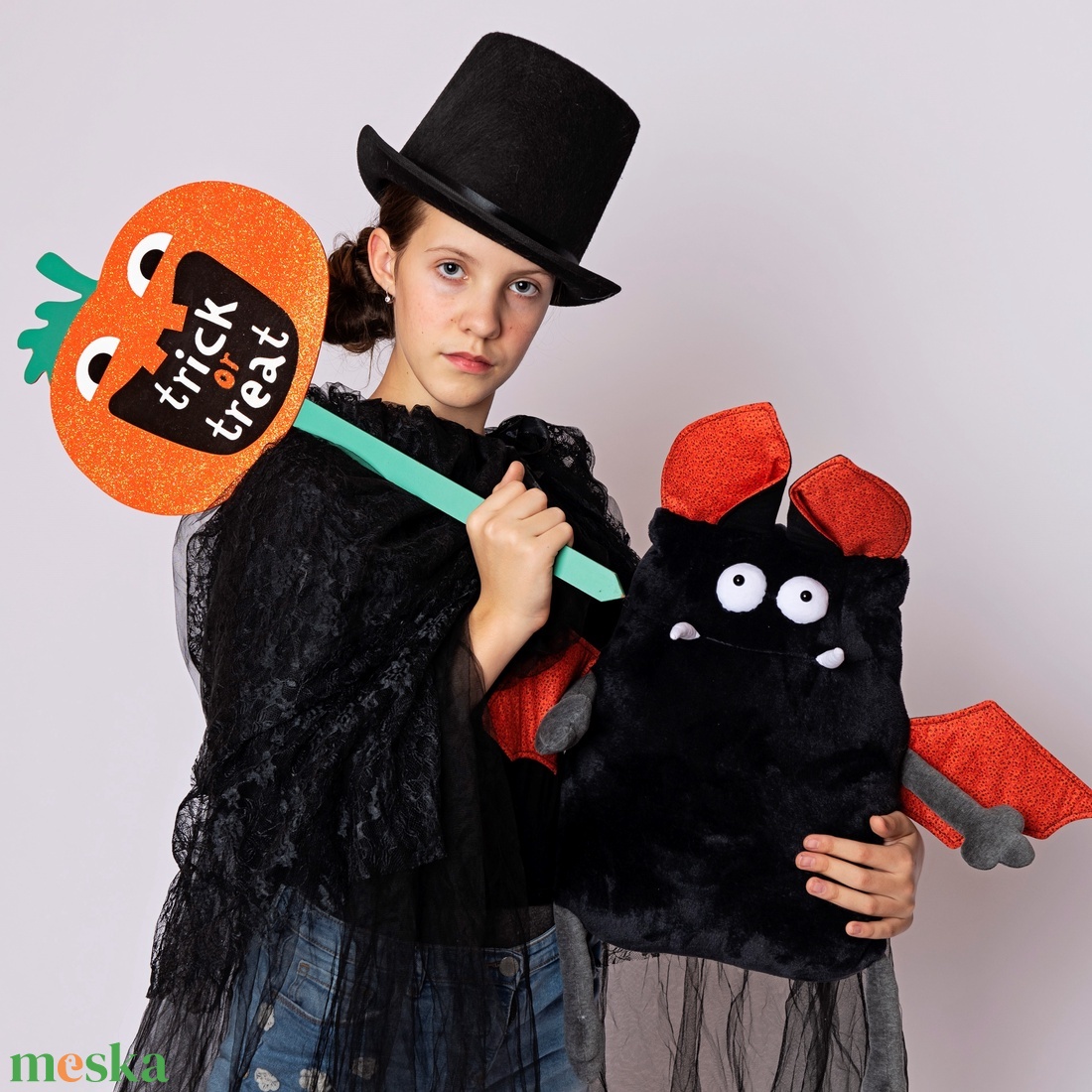 Vámpír Denevér Párna, Kényelmes de félelmetes dekoráció Halloween-re - otthon & életmód - babaszoba, gyerekszoba - gyerek díszpárna - Meska.hu Vámpír Denevér Párna, Kényelmes de félelmetes dekoráció Halloween-re - otthon & életmód - babaszoba, gyerekszoba - gyerek díszpárna - Meska.hu