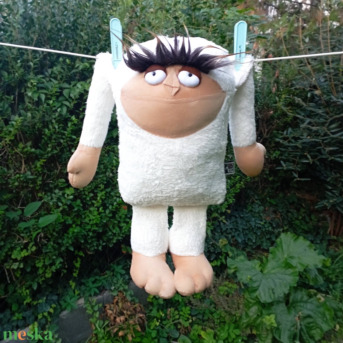 Jeti, Morcos nagylábú mesebeli hegyi szörnyeteg - játék & sport - plüssállat & játékfigura - szörnyike - Meska.hu Jeti, Morcos nagylábú mesebeli hegyi szörnyeteg - játék & sport - plüssállat & játékfigura - szörnyike - Meska.hu