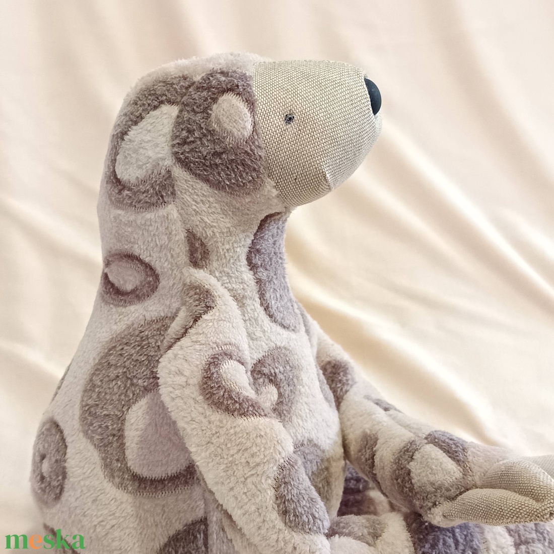 Kis Foltos Plüss Lajhár (buborék mintás) - játék & sport - plüssállat & játékfigura - más figura - Meska.hu