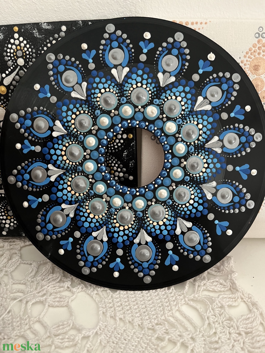 Kék pontfestett mandala bakelit lemezen - otthon & életmód - dekoráció - spiritualitás - mandala - Meska.hu Kék pontfestett mandala bakelit lemezen - otthon & életmód - dekoráció - spiritualitás - mandala - Meska.hu