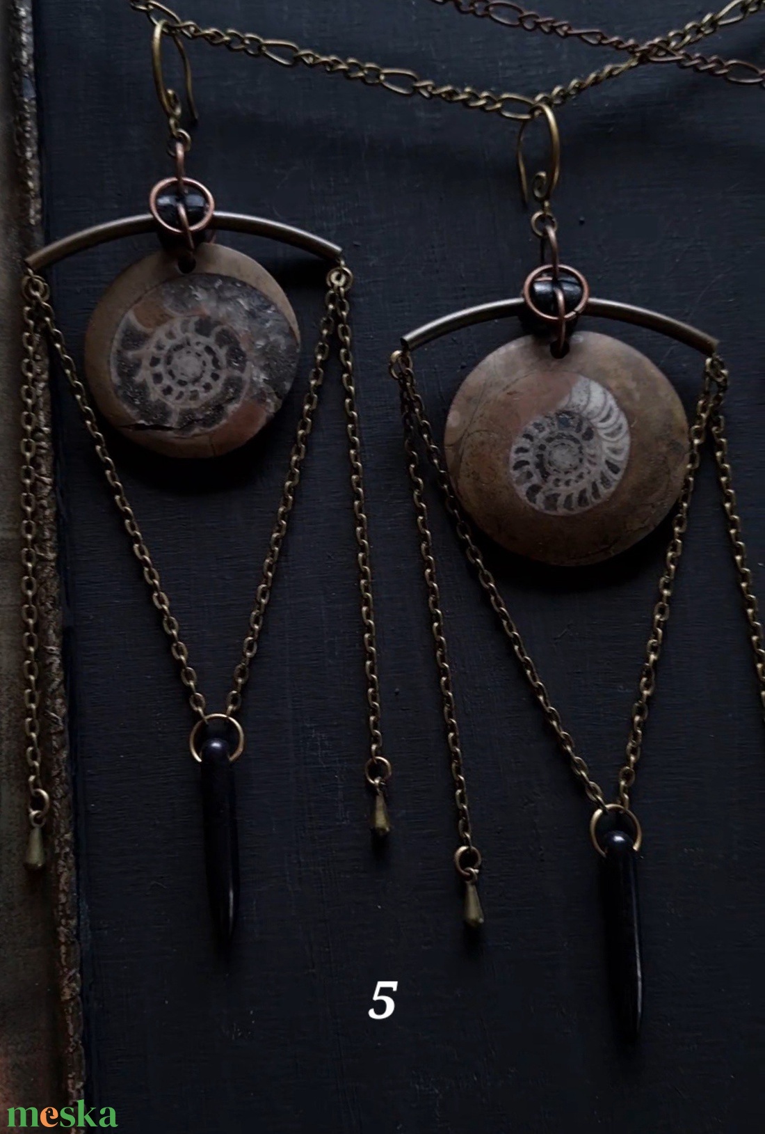 Ősidő fosszilis fülbevaló - ékszer - fülbevaló - lógó fülbevaló - Meska.hu